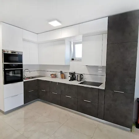 In Murine Mit Privatem Pool Ferienhaus